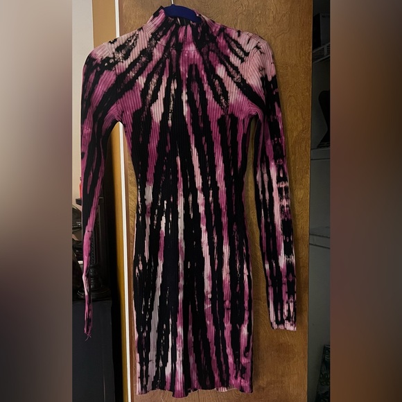 COTTON CITIZEN The Ibiza Mini Dress in Lychee Spiral | Size M - Picture 3 of 6